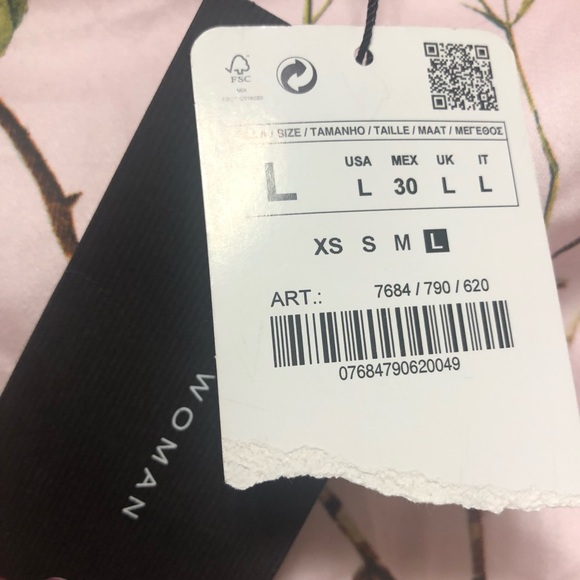 Zara Pink Floral Dress. - Picture 3 of 3